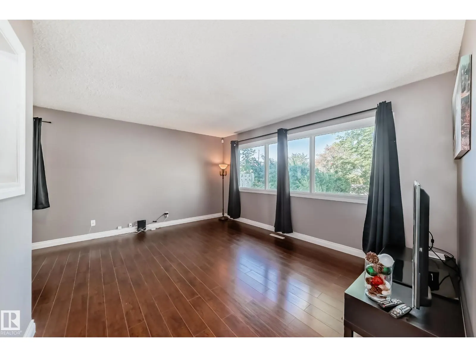 13415 109 ST NW