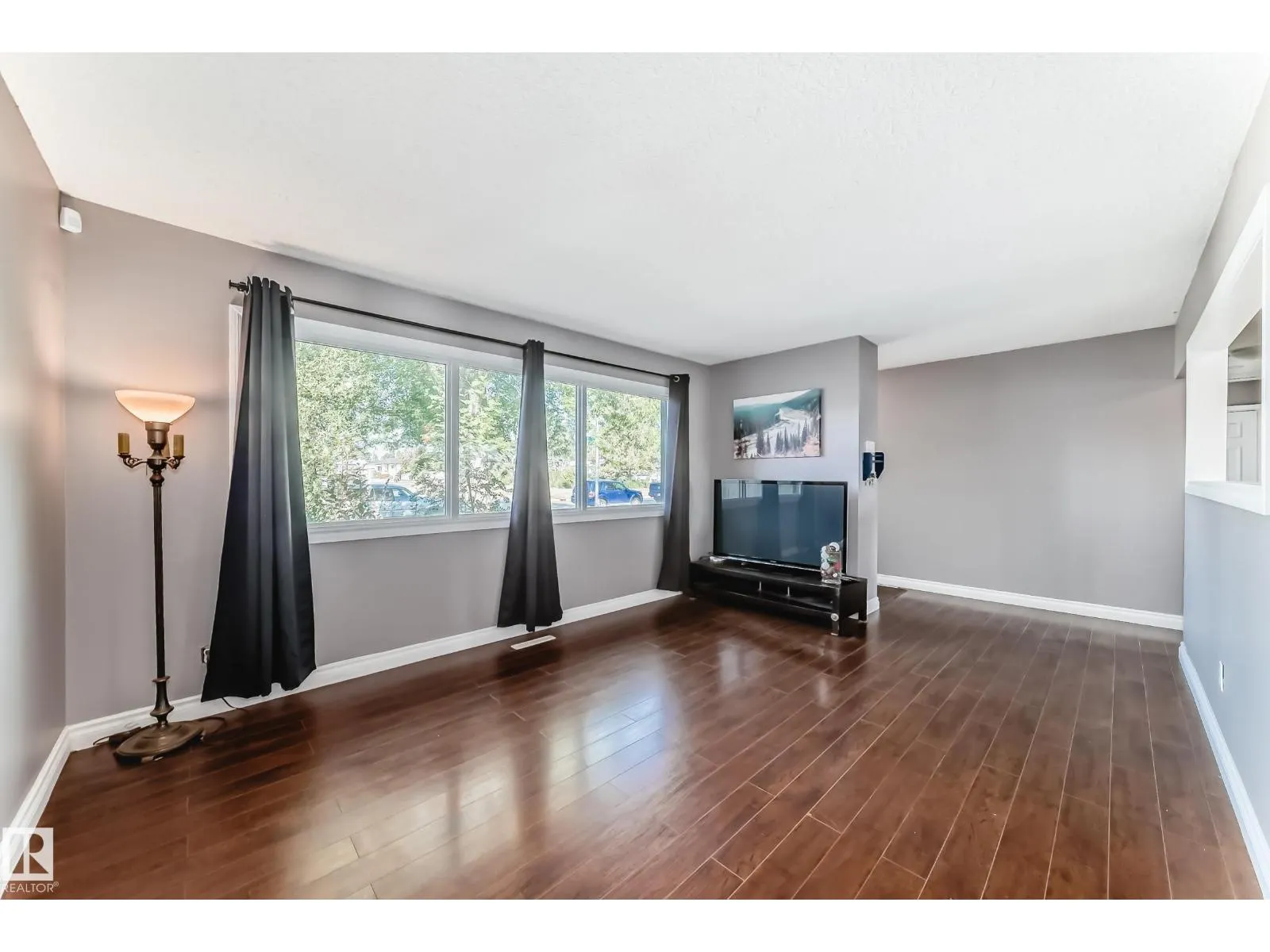 13415 109 ST NW