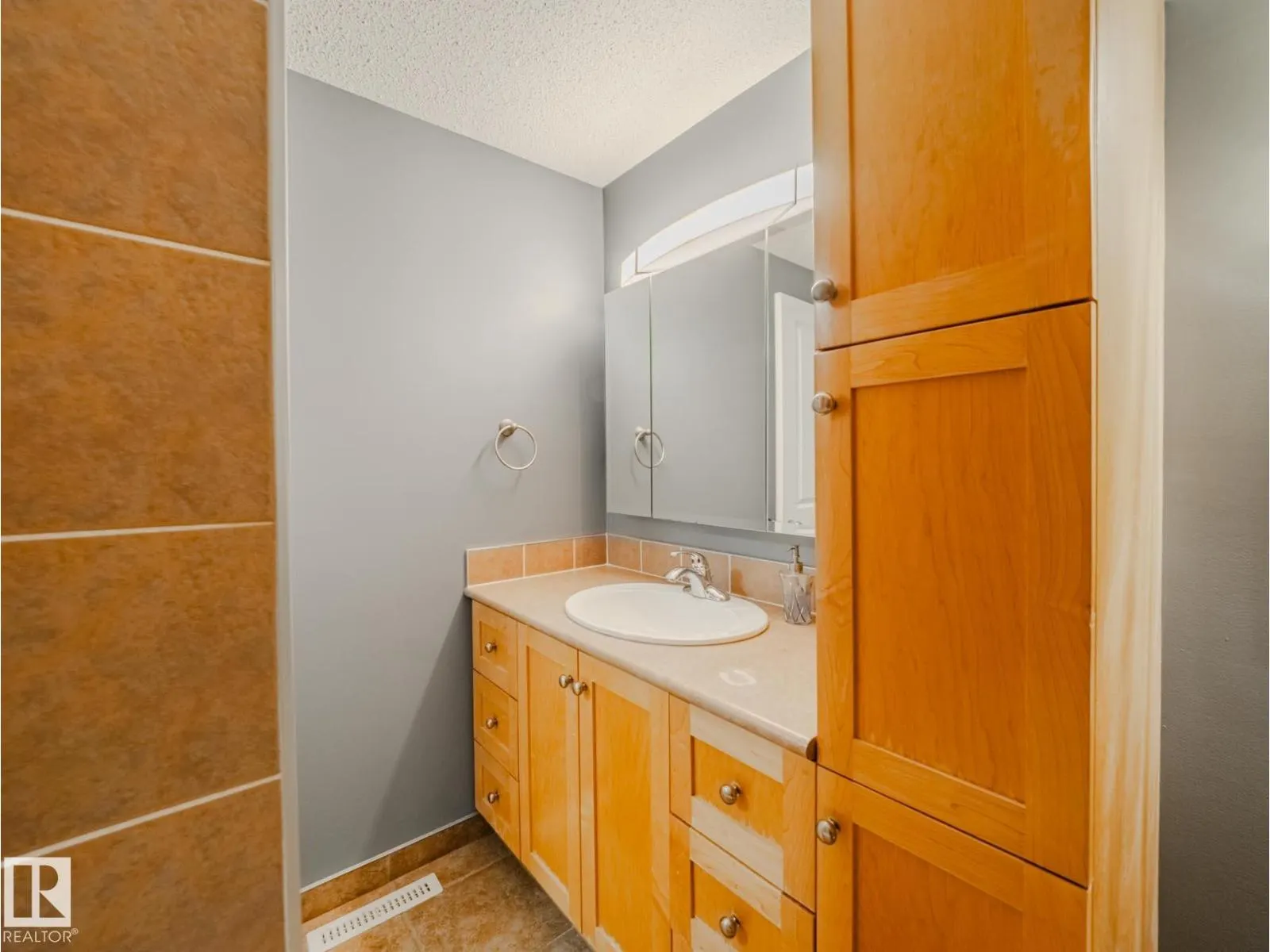 3024 GALLOWAY TC