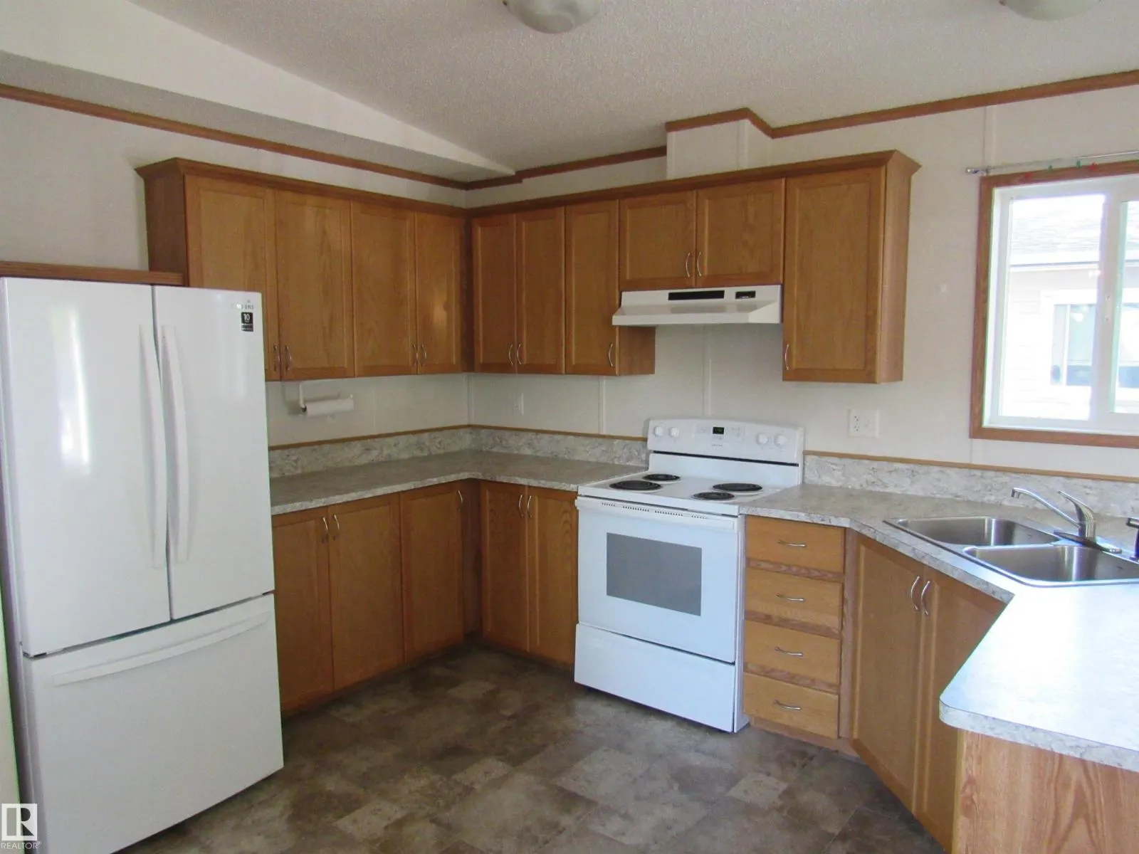 #3A 4515 50 Ave