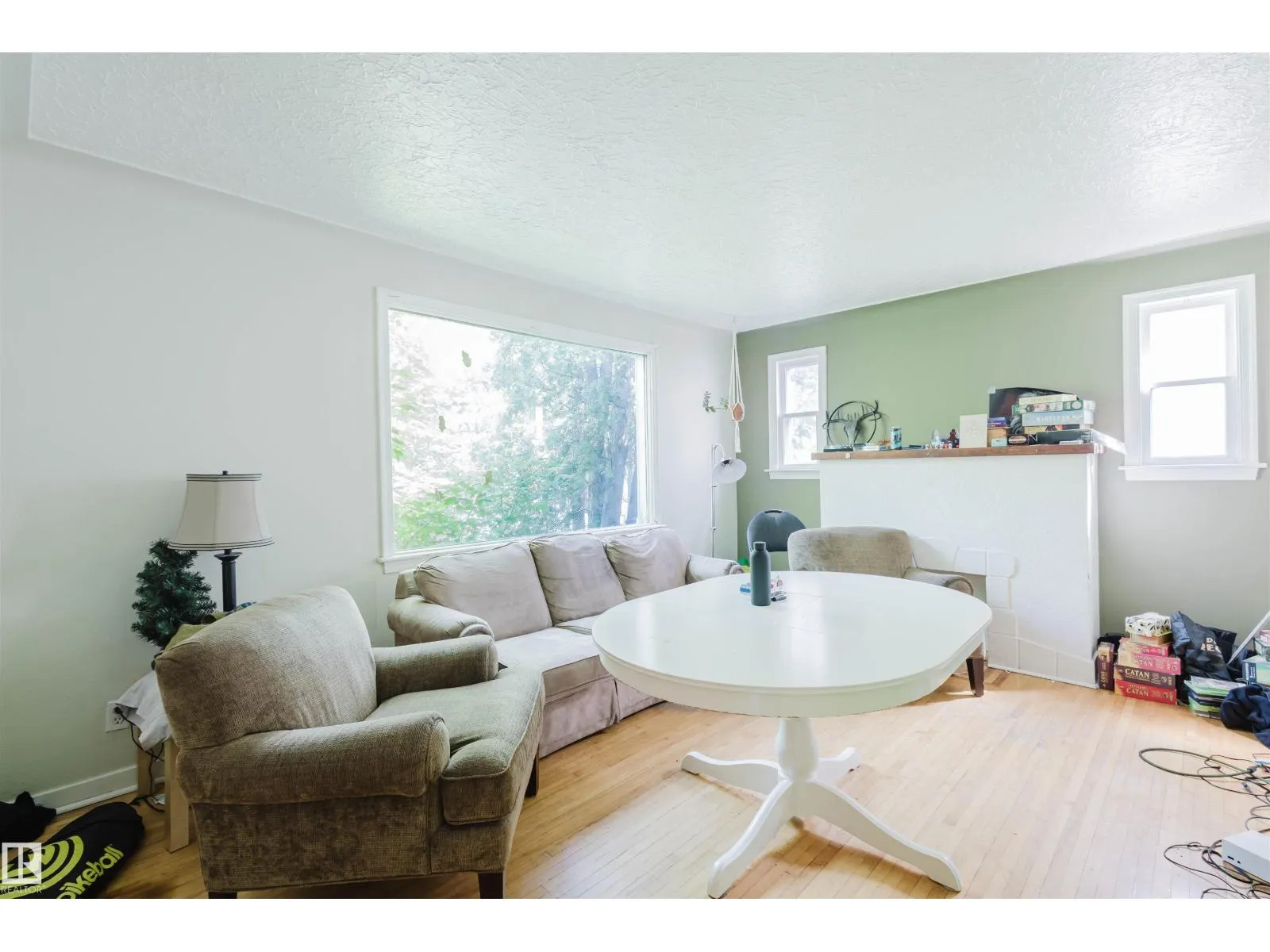 7230 112 ST NW