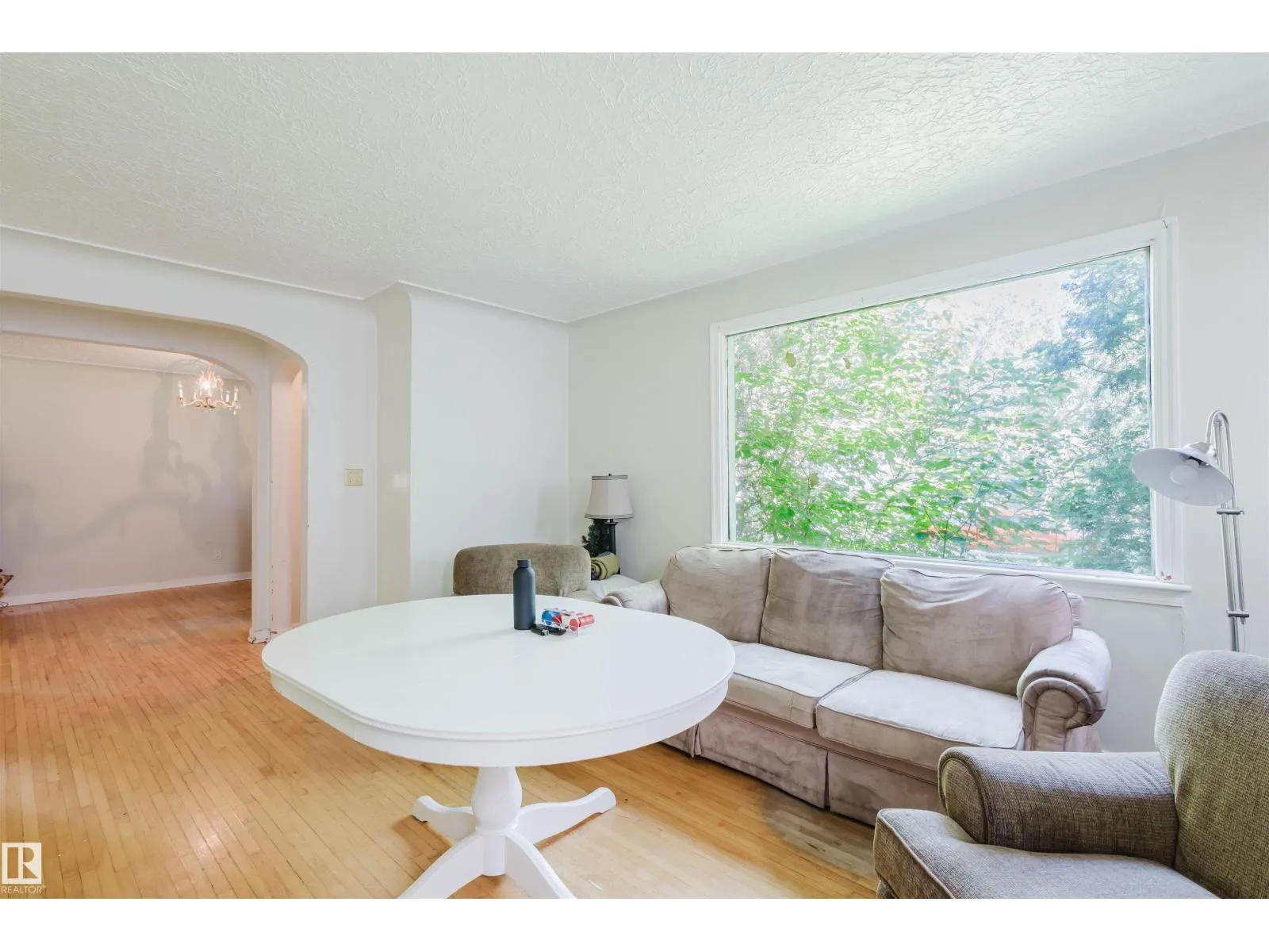 7230 112 ST NW