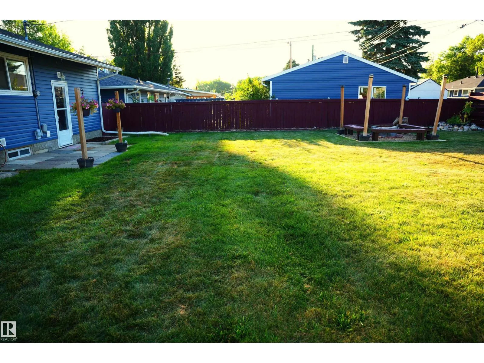 12 GRANITE AV