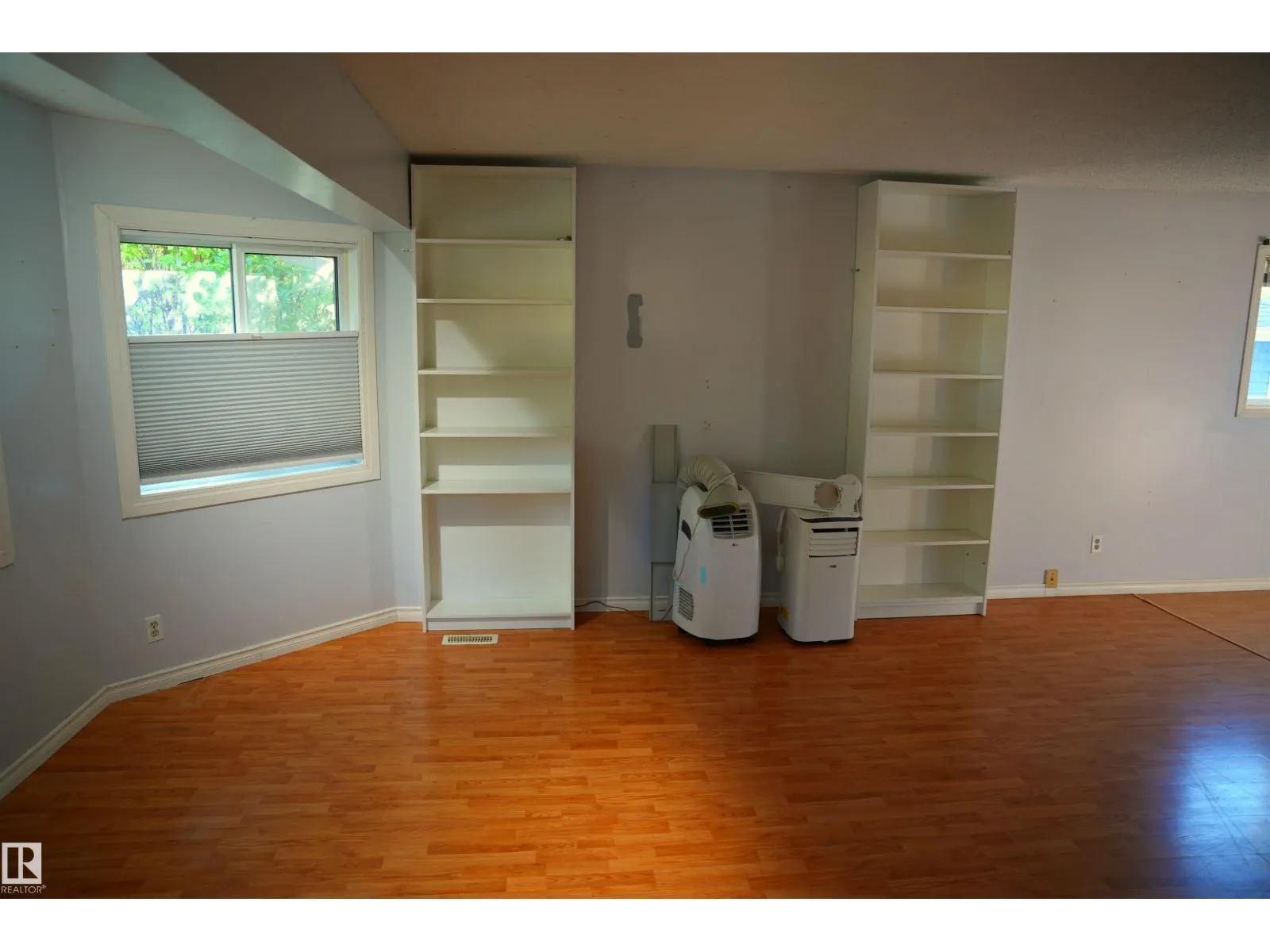 12 GRANITE AV