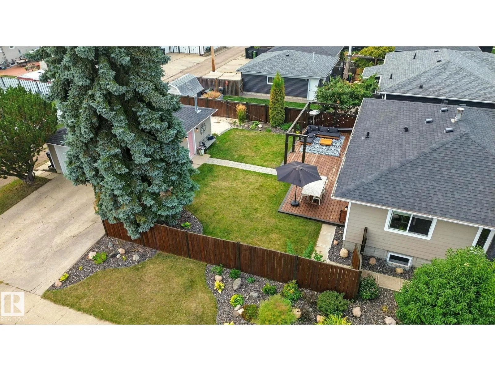 6203 93 AV NW