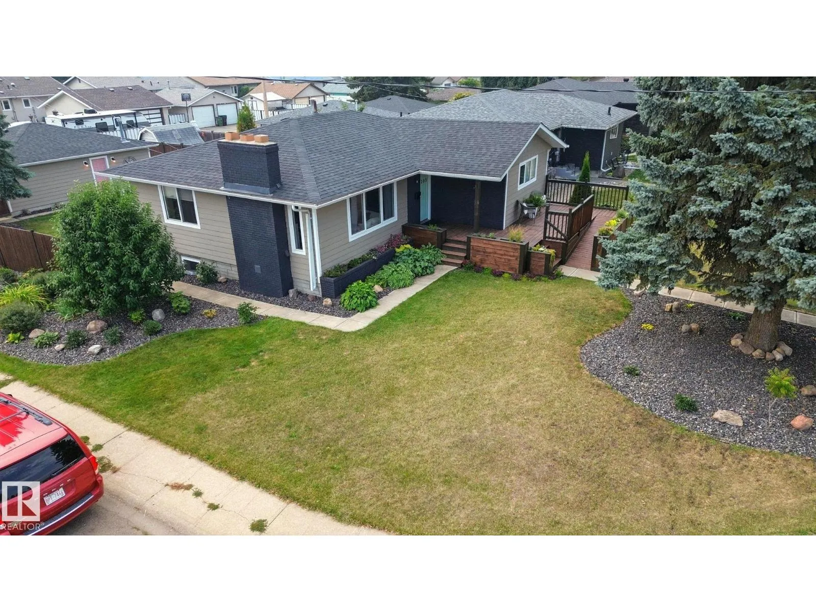 6203 93 AV NW