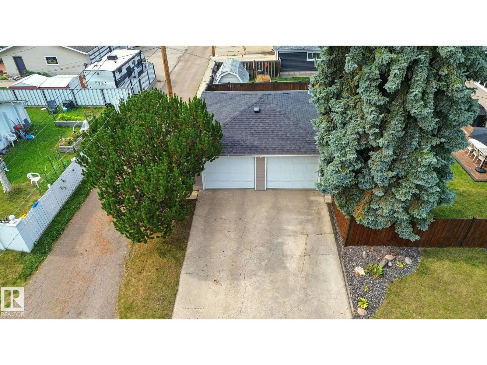 6203 93 AV NW
