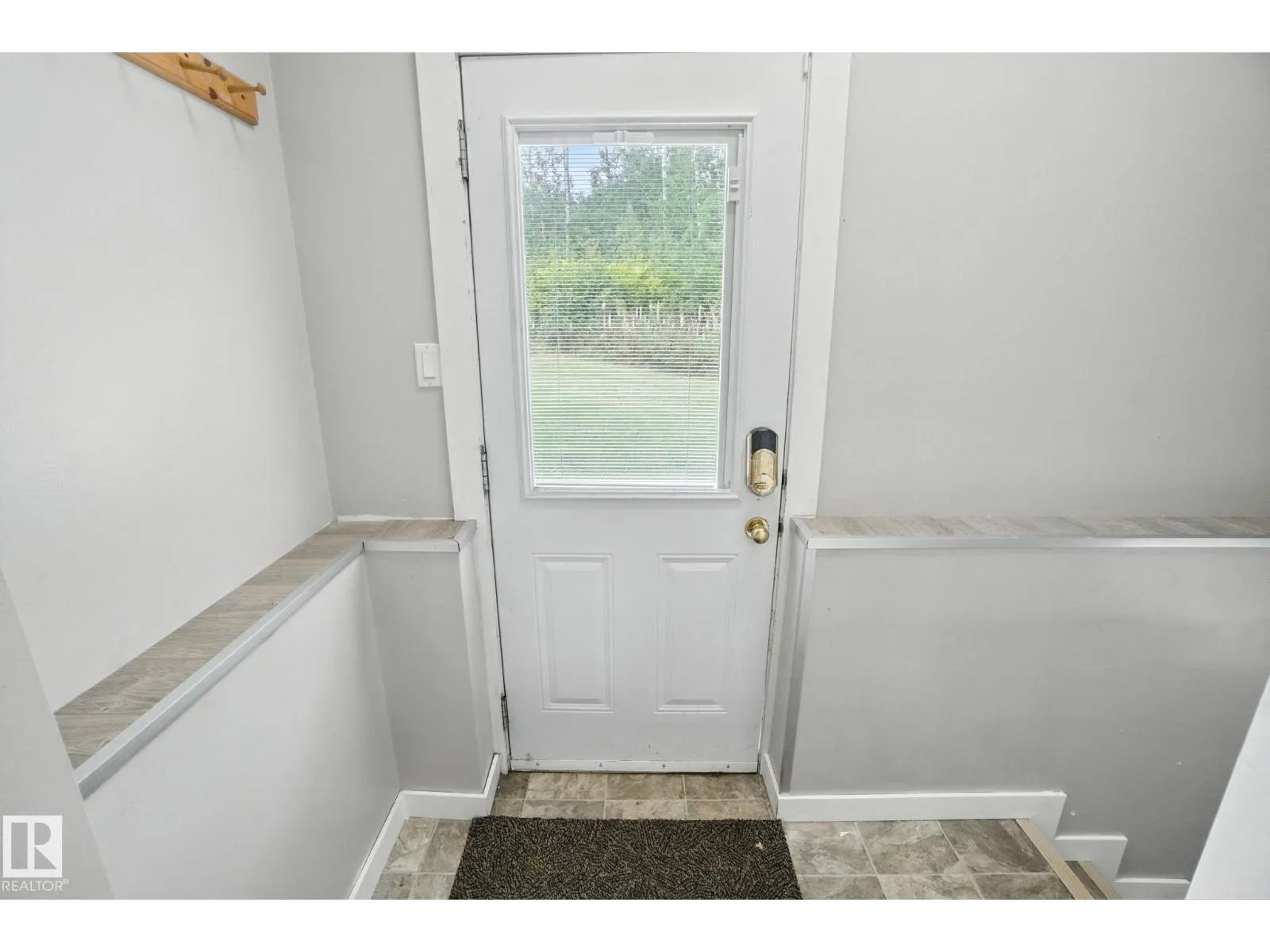 8 2419 TWP ROAD 545