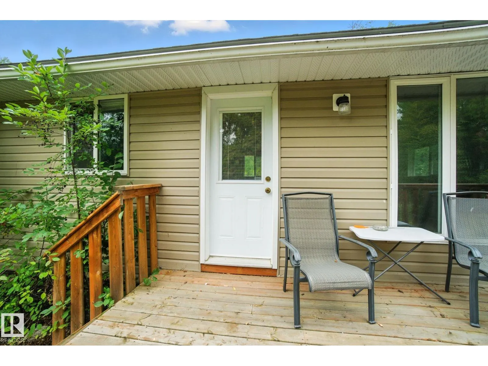8 2419 TWP ROAD 545