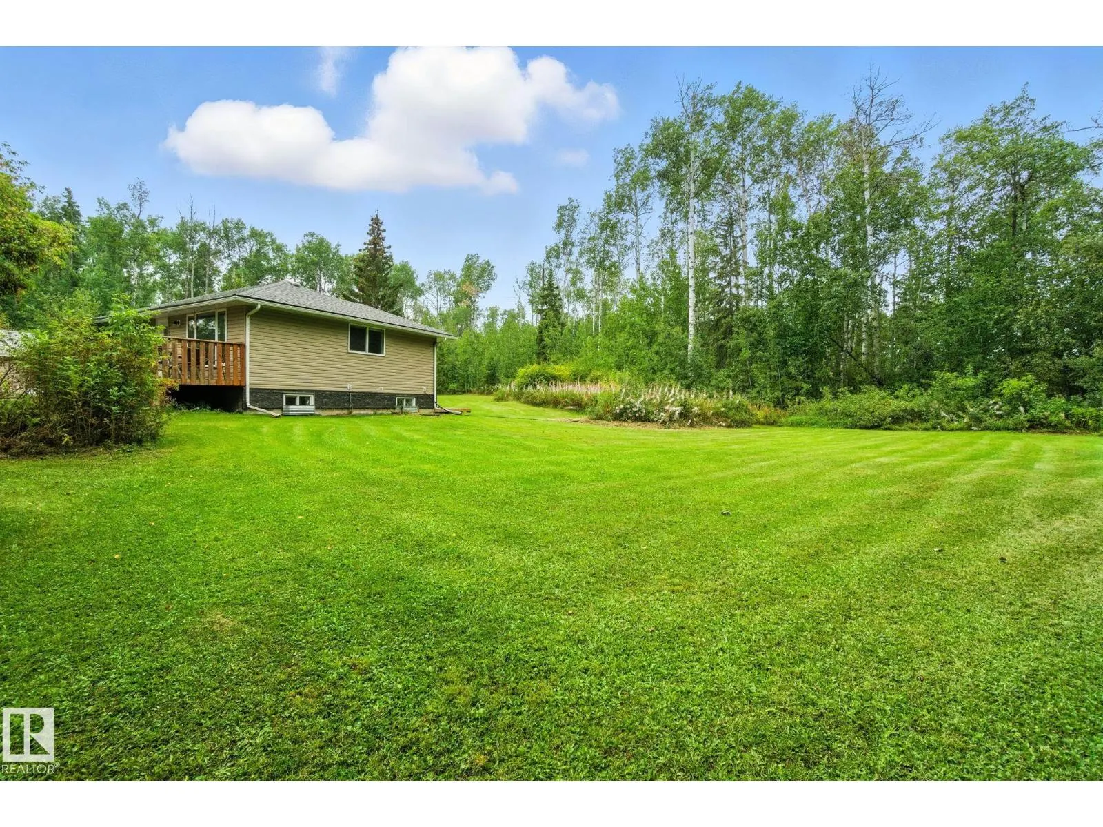 8 2419 TWP ROAD 545