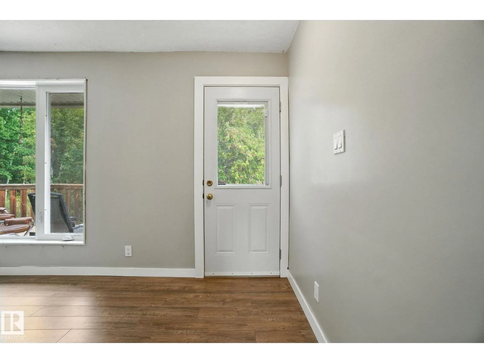 8 2419 TWP ROAD 545