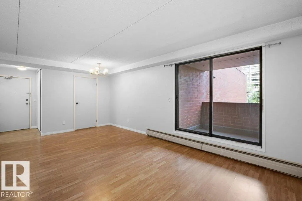 #202 9917 110 ST NW