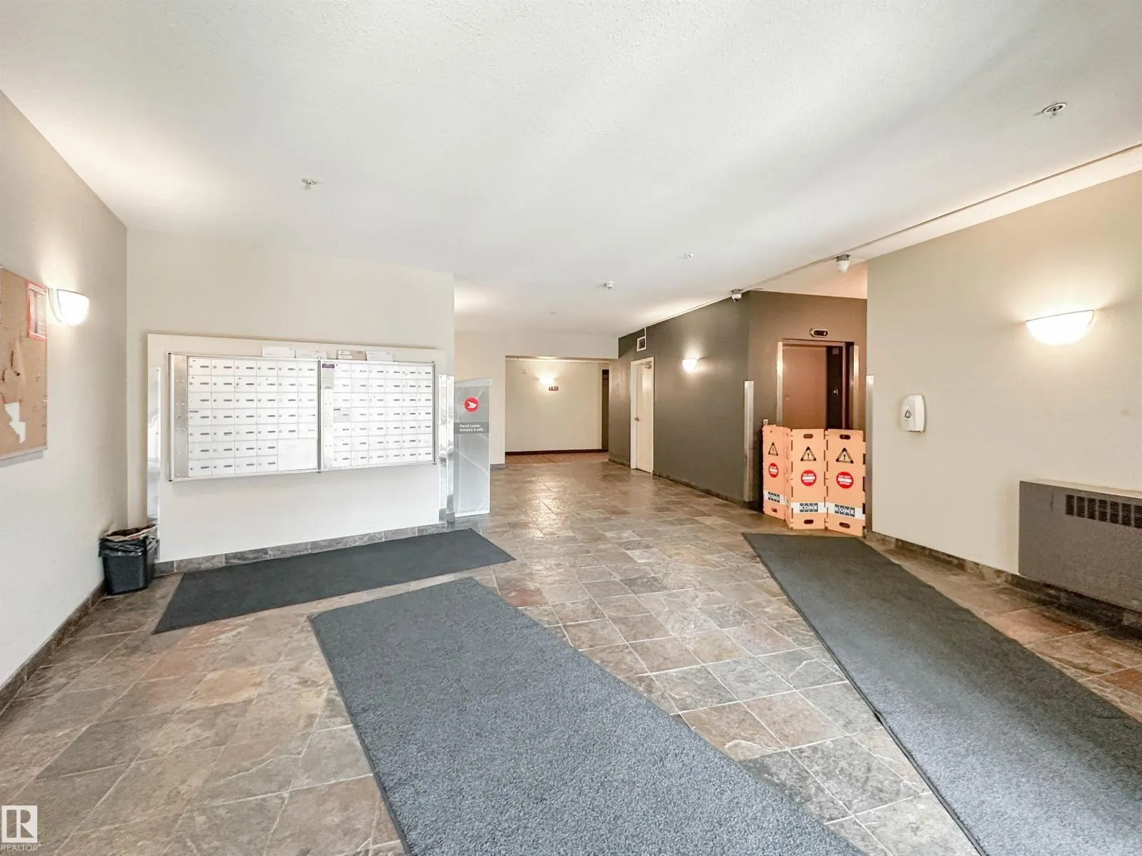 #306 4316 139 AV NW