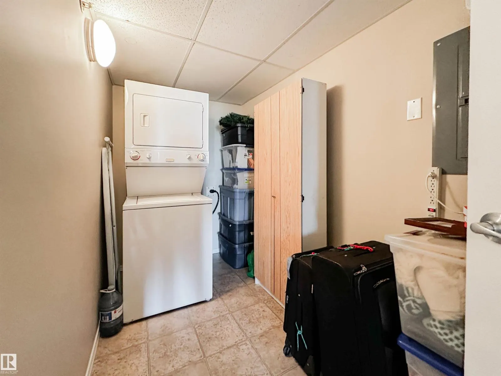 #306 4316 139 AV NW