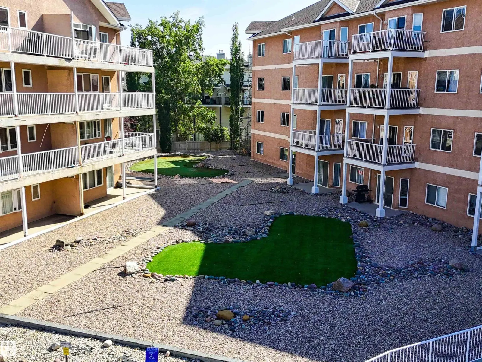 #306 4316 139 AV NW