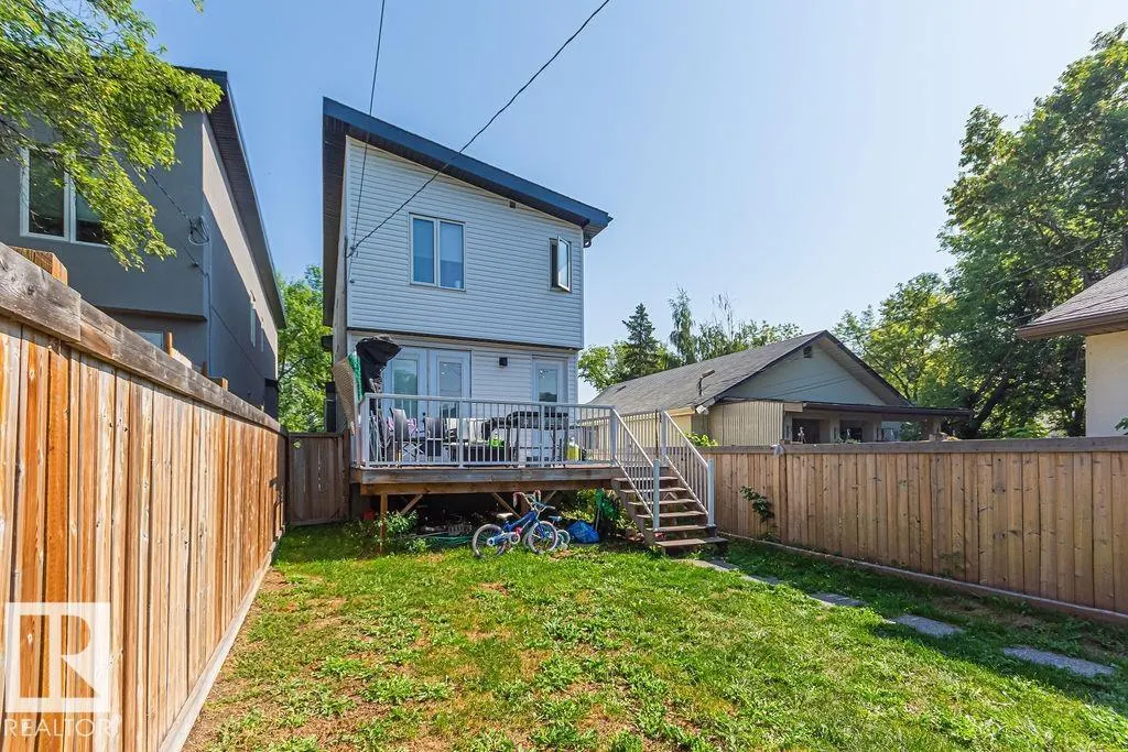 9740 152 ST NW