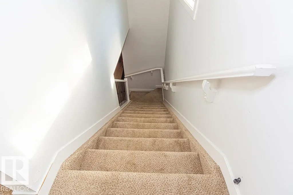9740 152 ST NW
