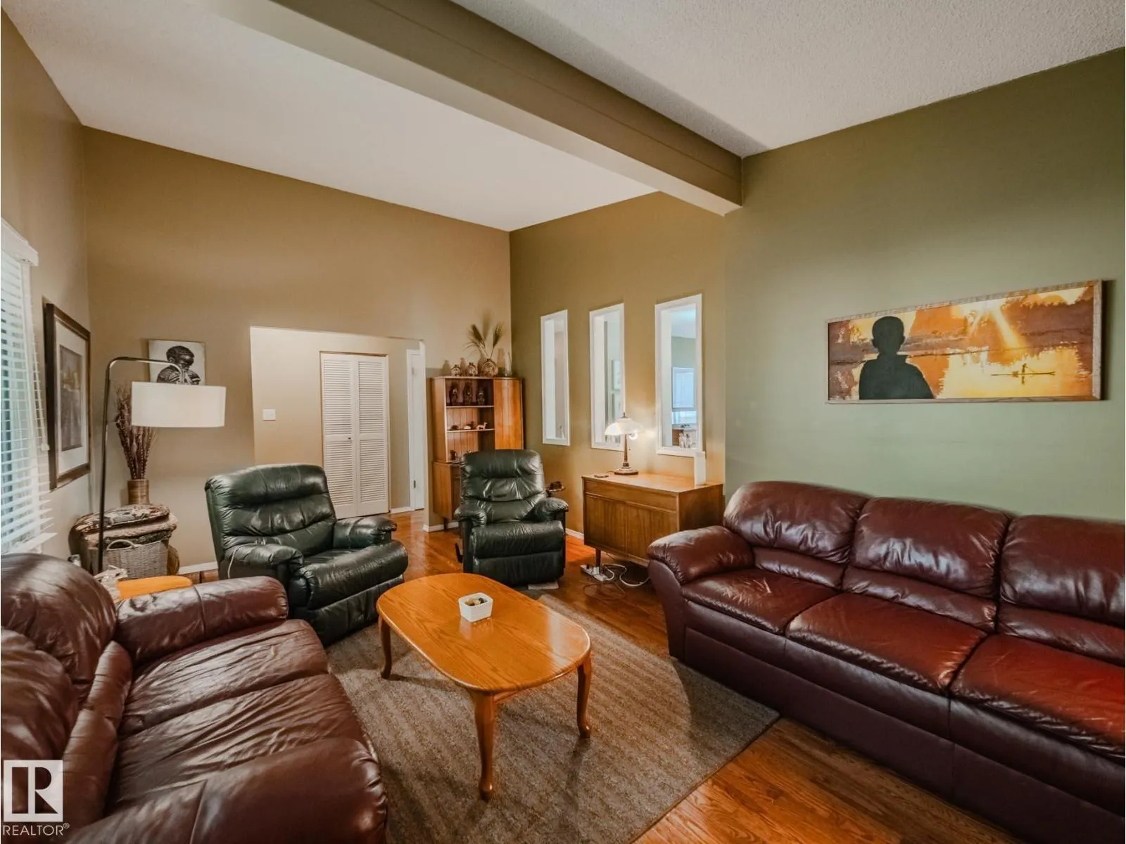 50 FLAGSTONE CR