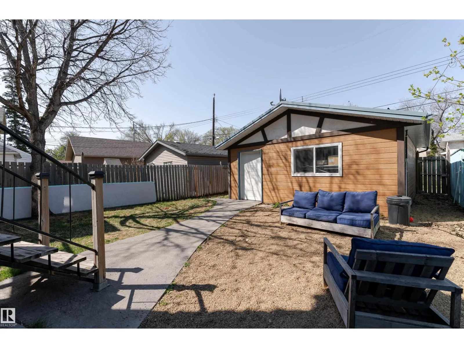 11216 91 ST NW