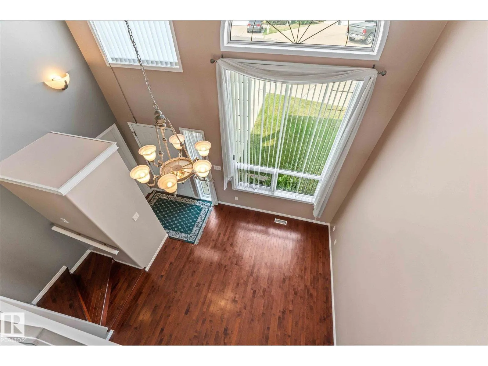 #10 4 Fraser DR