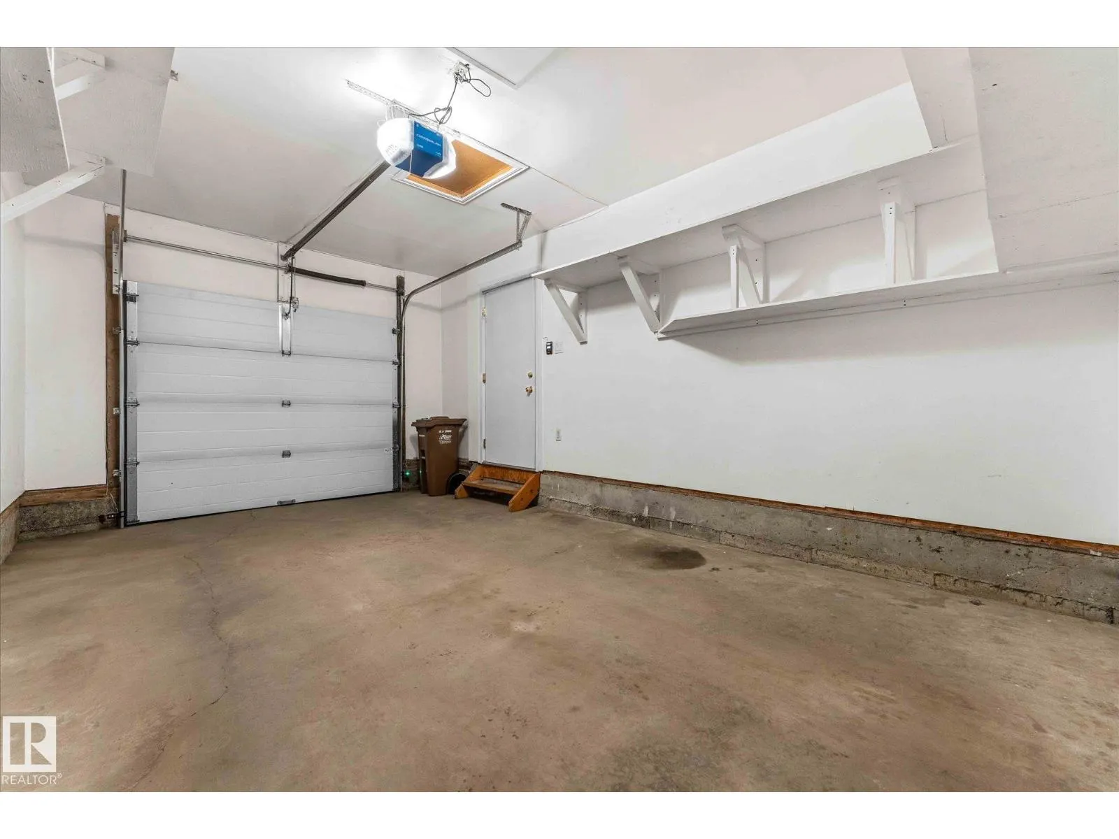#10 4 Fraser DR