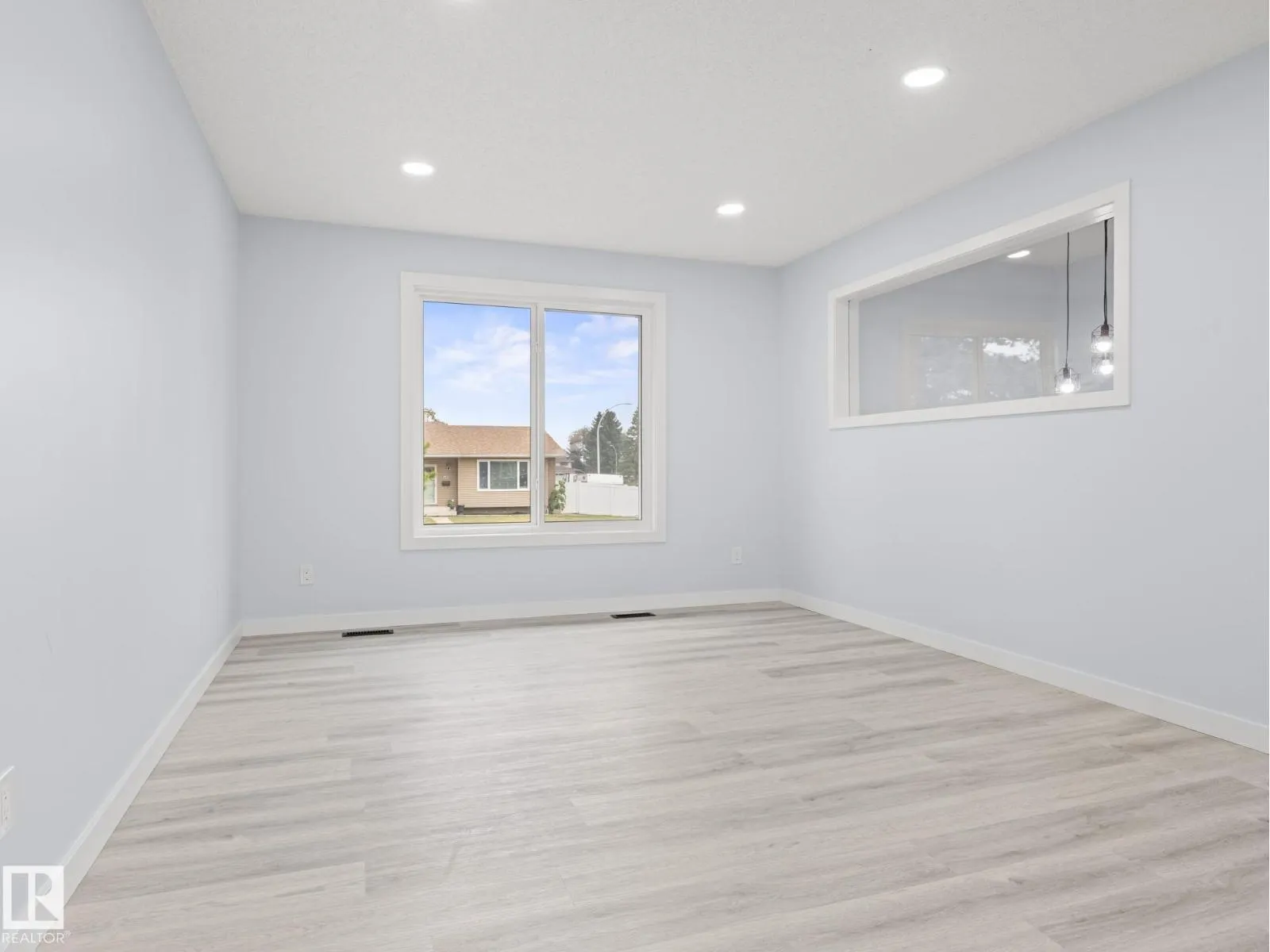 47 CLAREVIEW RD NW