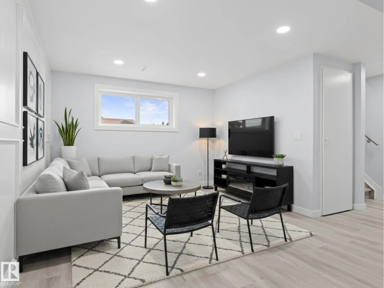 47 CLAREVIEW RD NW
