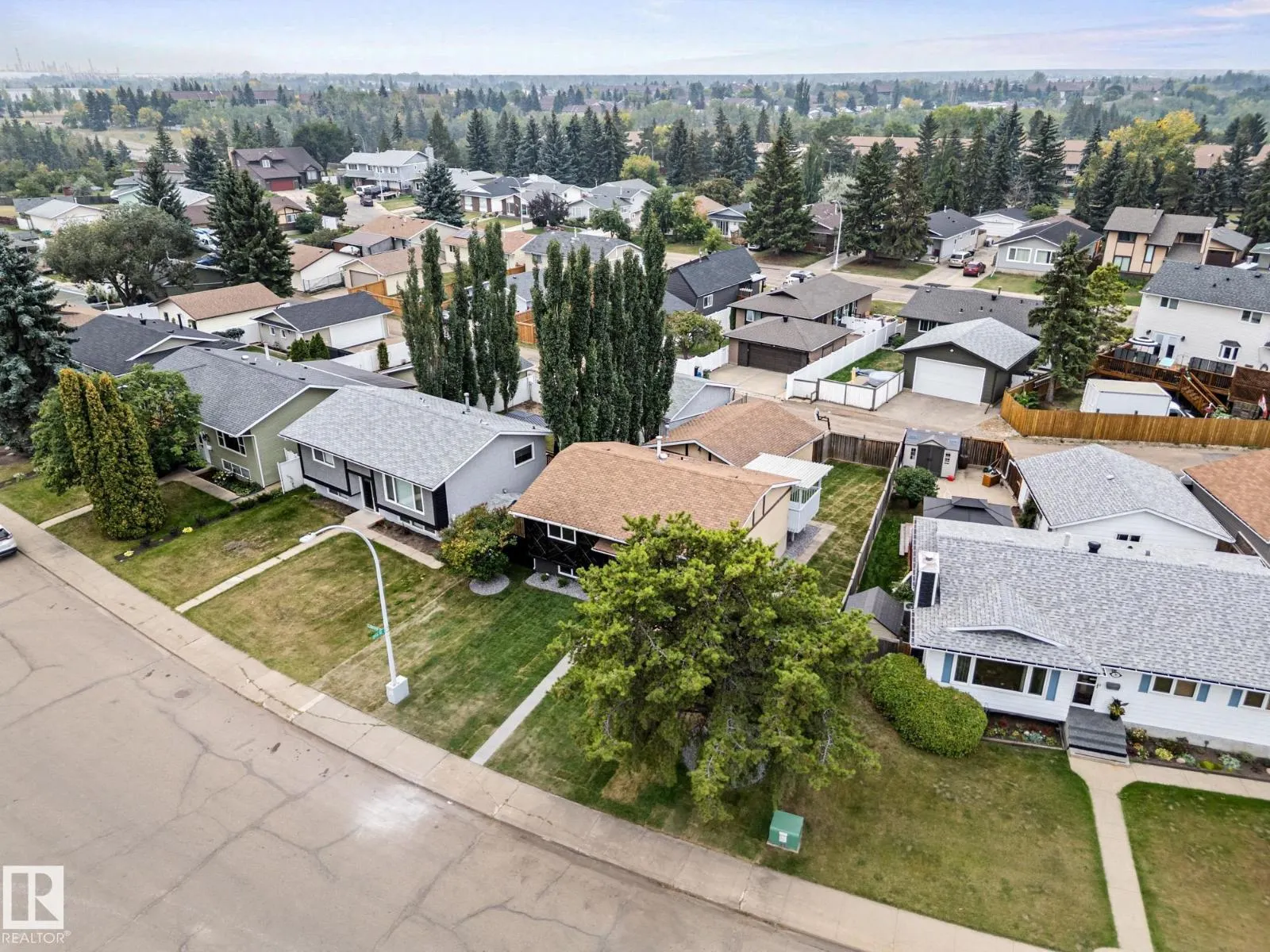47 CLAREVIEW RD NW