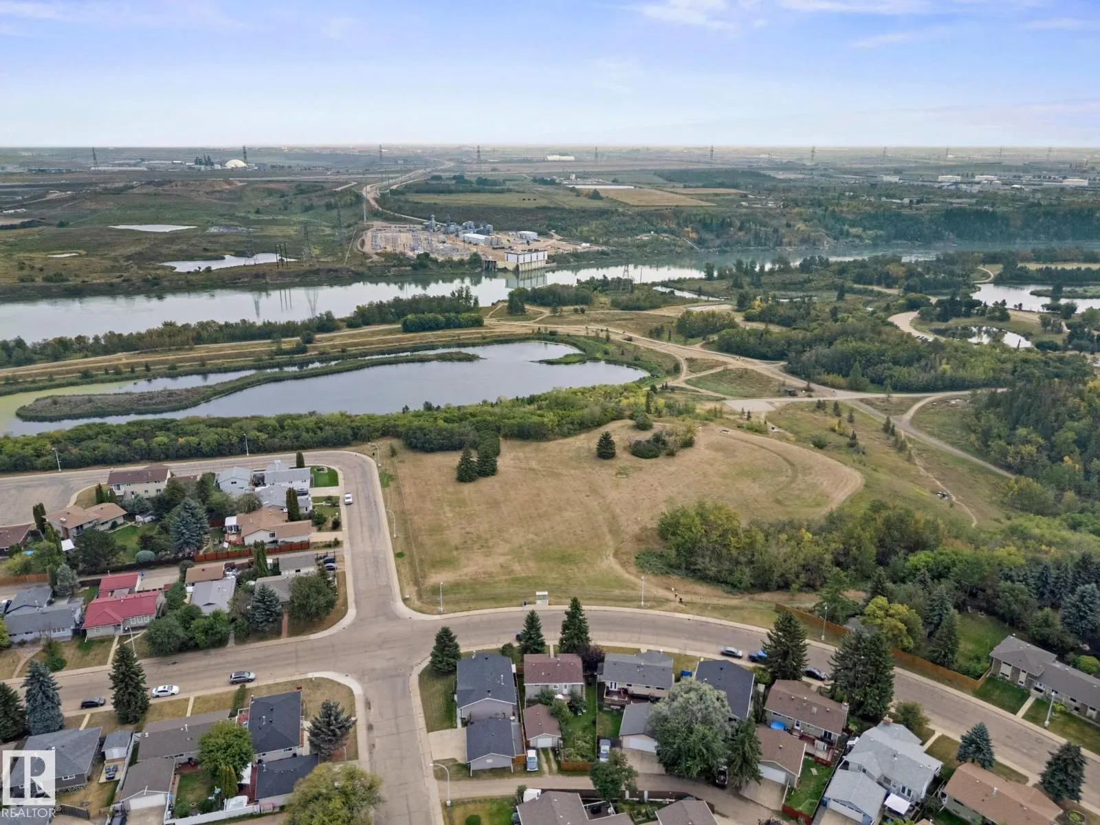 47 CLAREVIEW RD NW