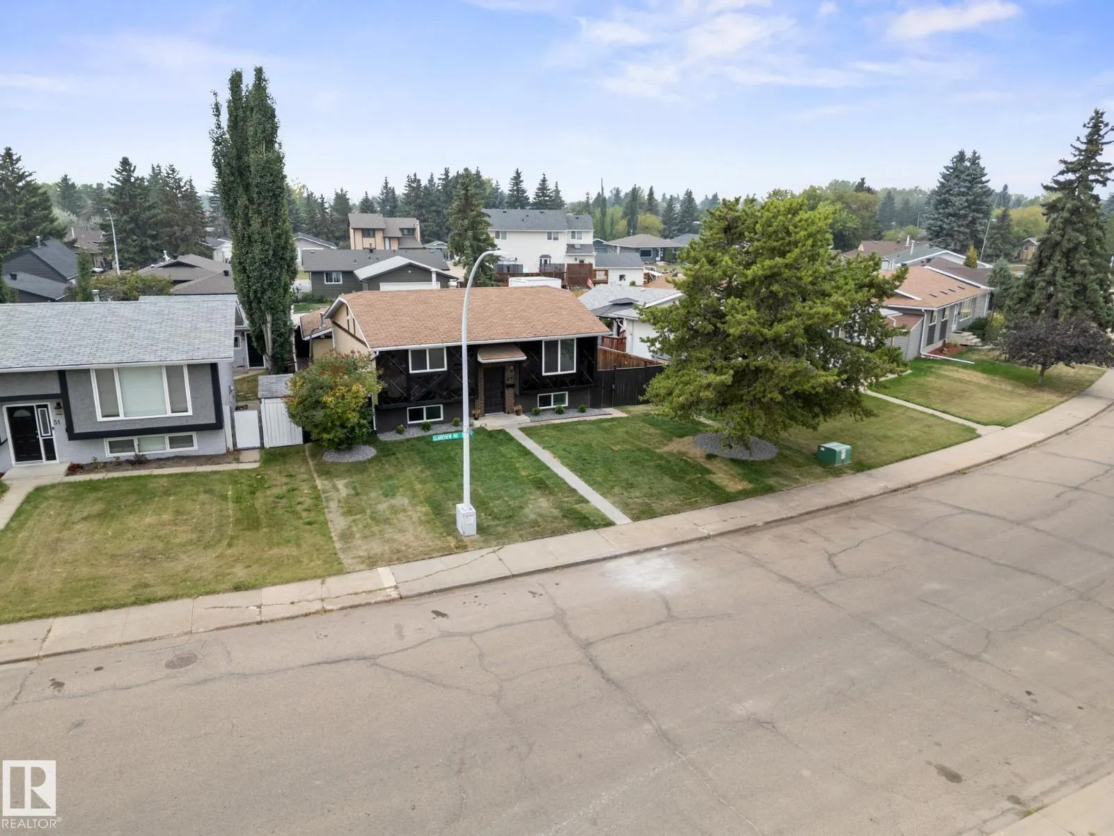 47 CLAREVIEW RD NW