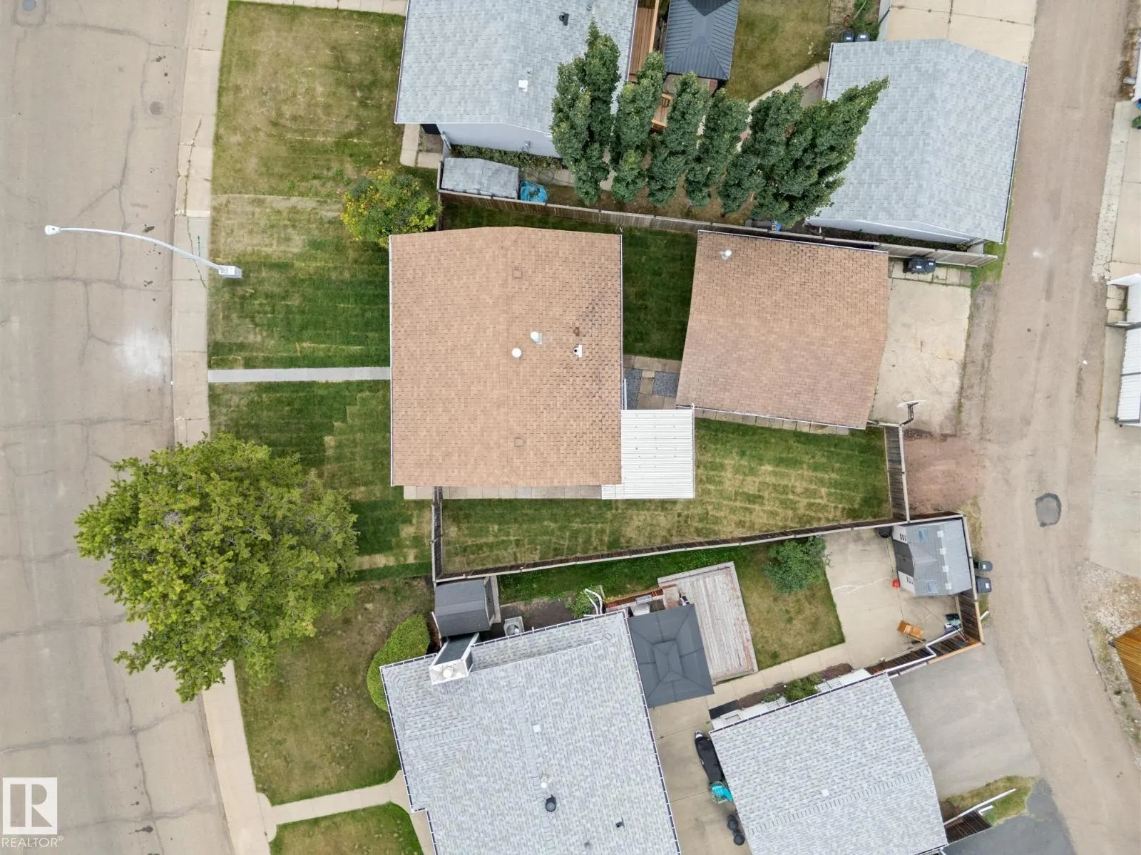 47 CLAREVIEW RD NW