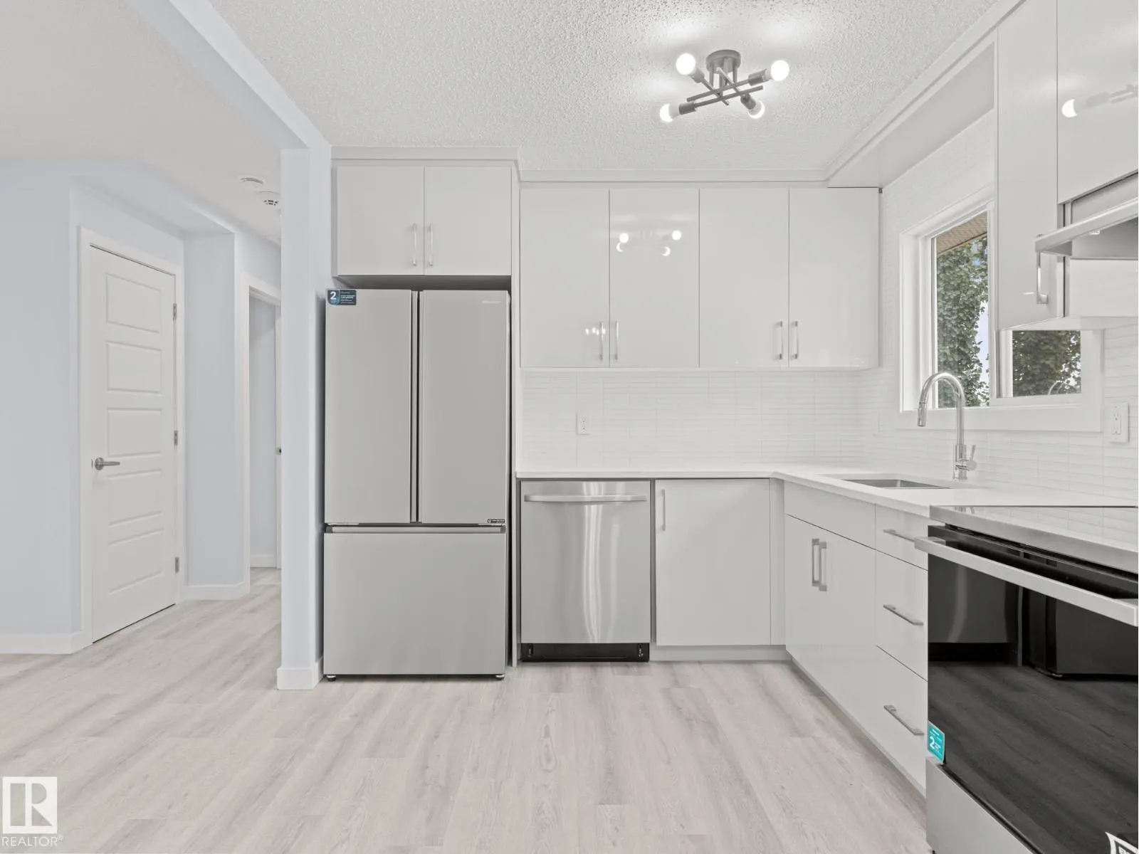 47 CLAREVIEW RD NW
