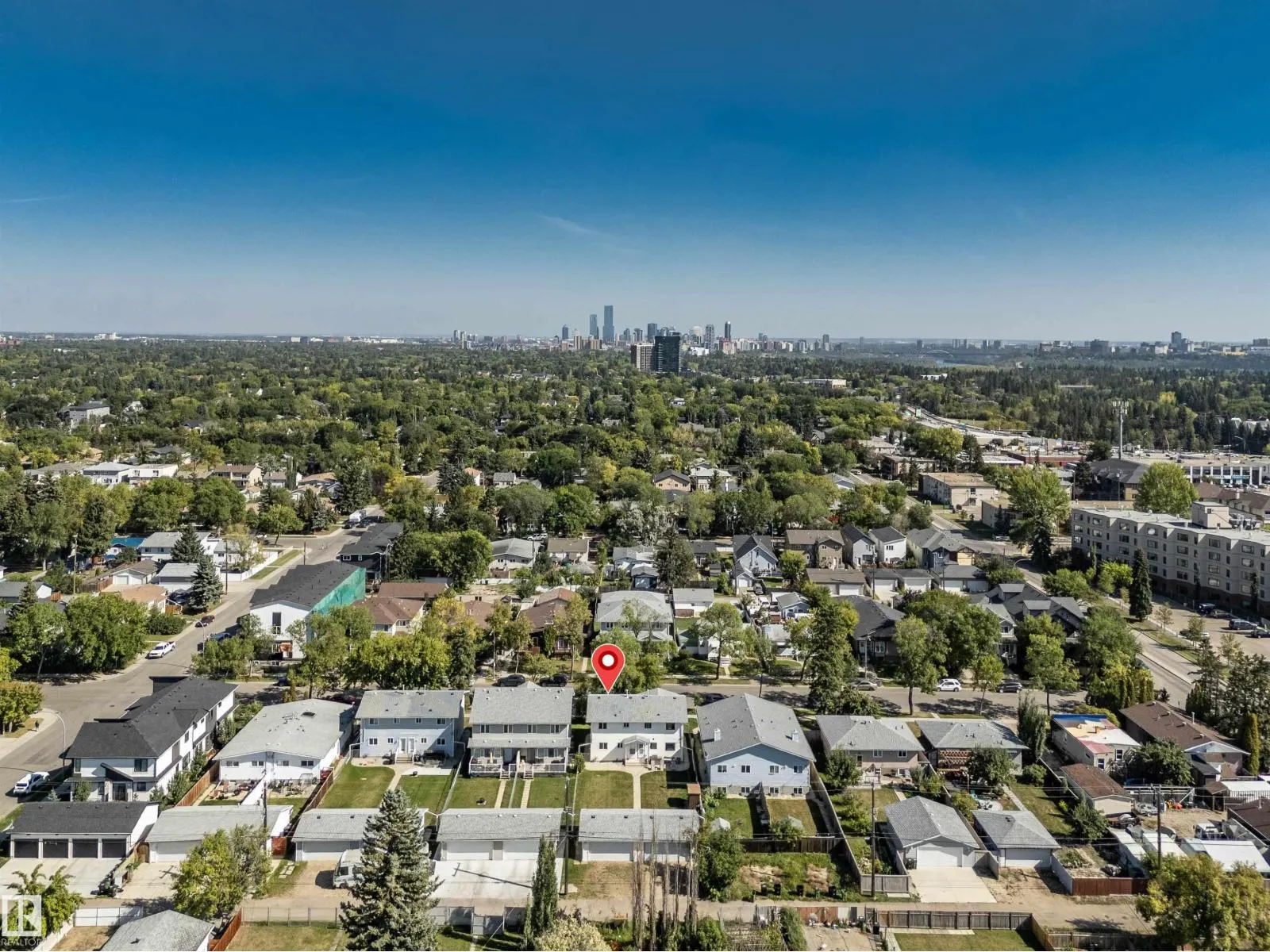 10228 152 ST NW