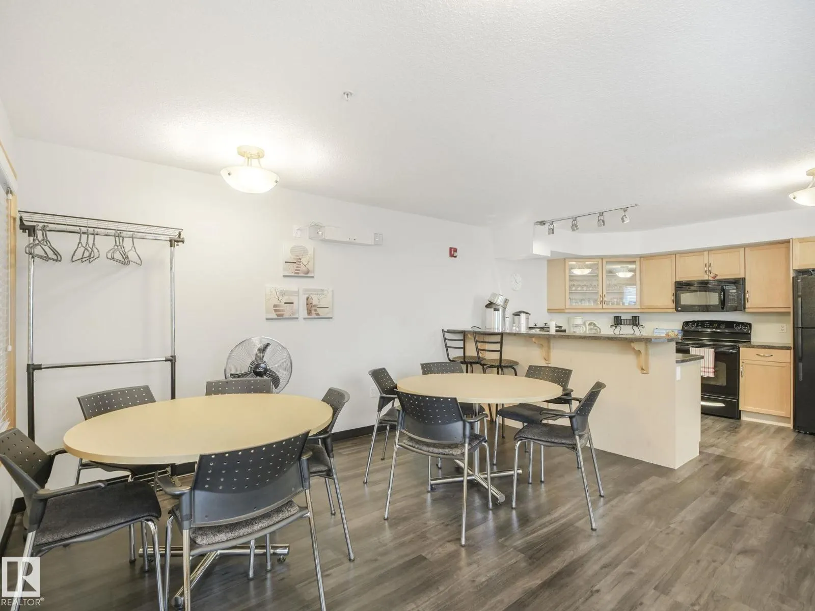 #103 1320 RUTHERFORD RD SW