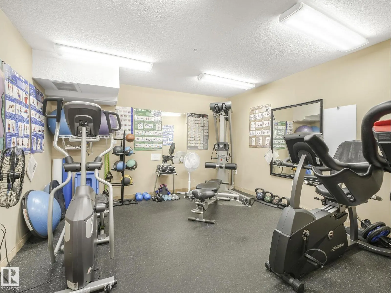 #103 1320 RUTHERFORD RD SW