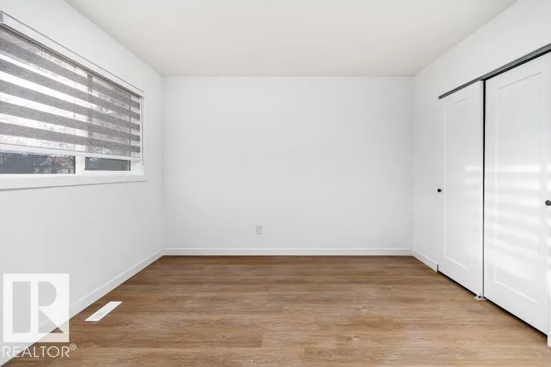 8522/8524 84 AV NW