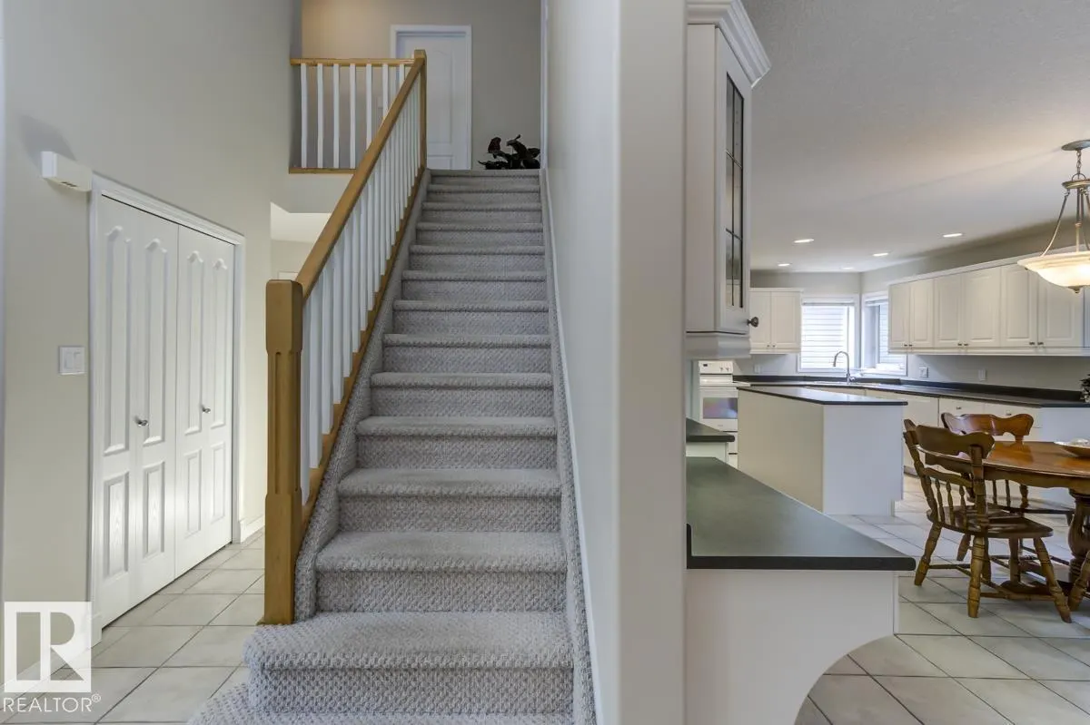 28 KIRKWOOD DR