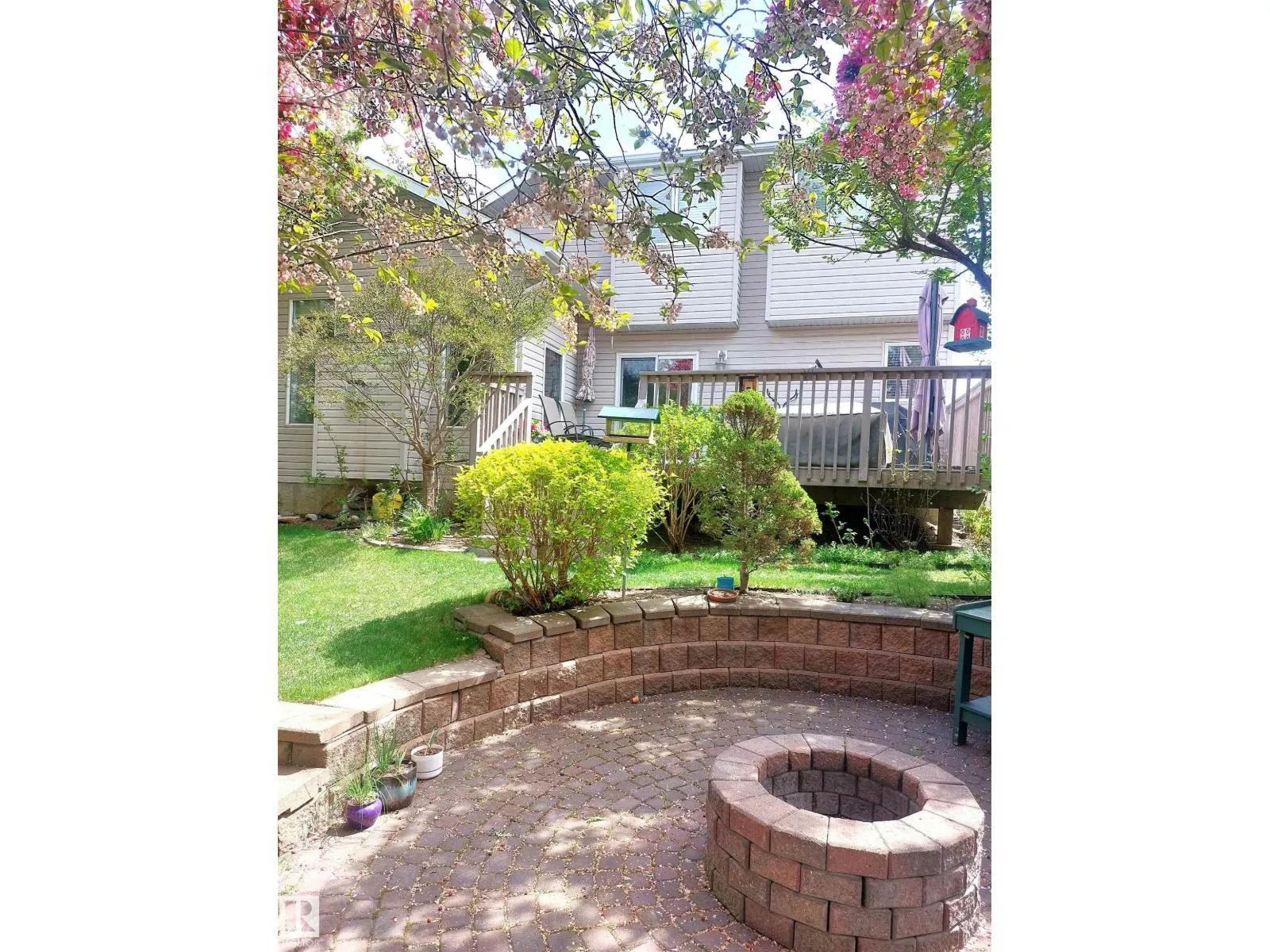28 KIRKWOOD DR