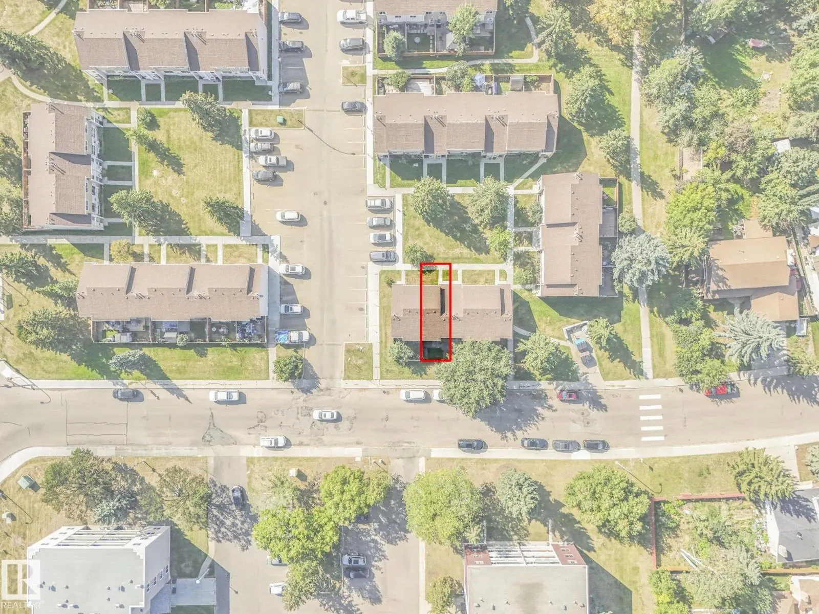 18351 93 AV NW