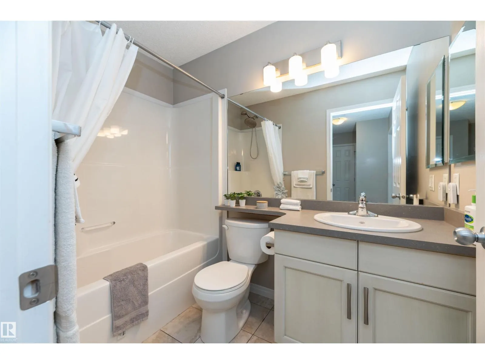 #30 9151 SHAW WY SW