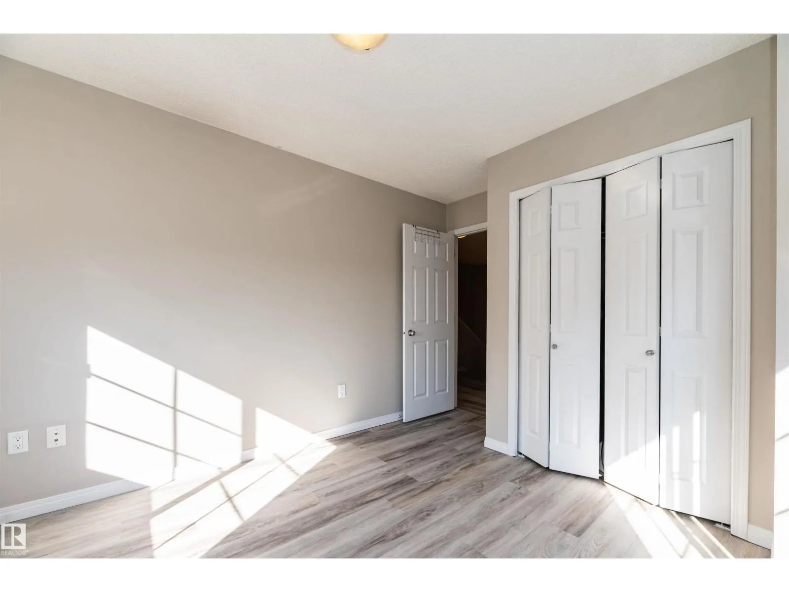 #30 9151 SHAW WY SW