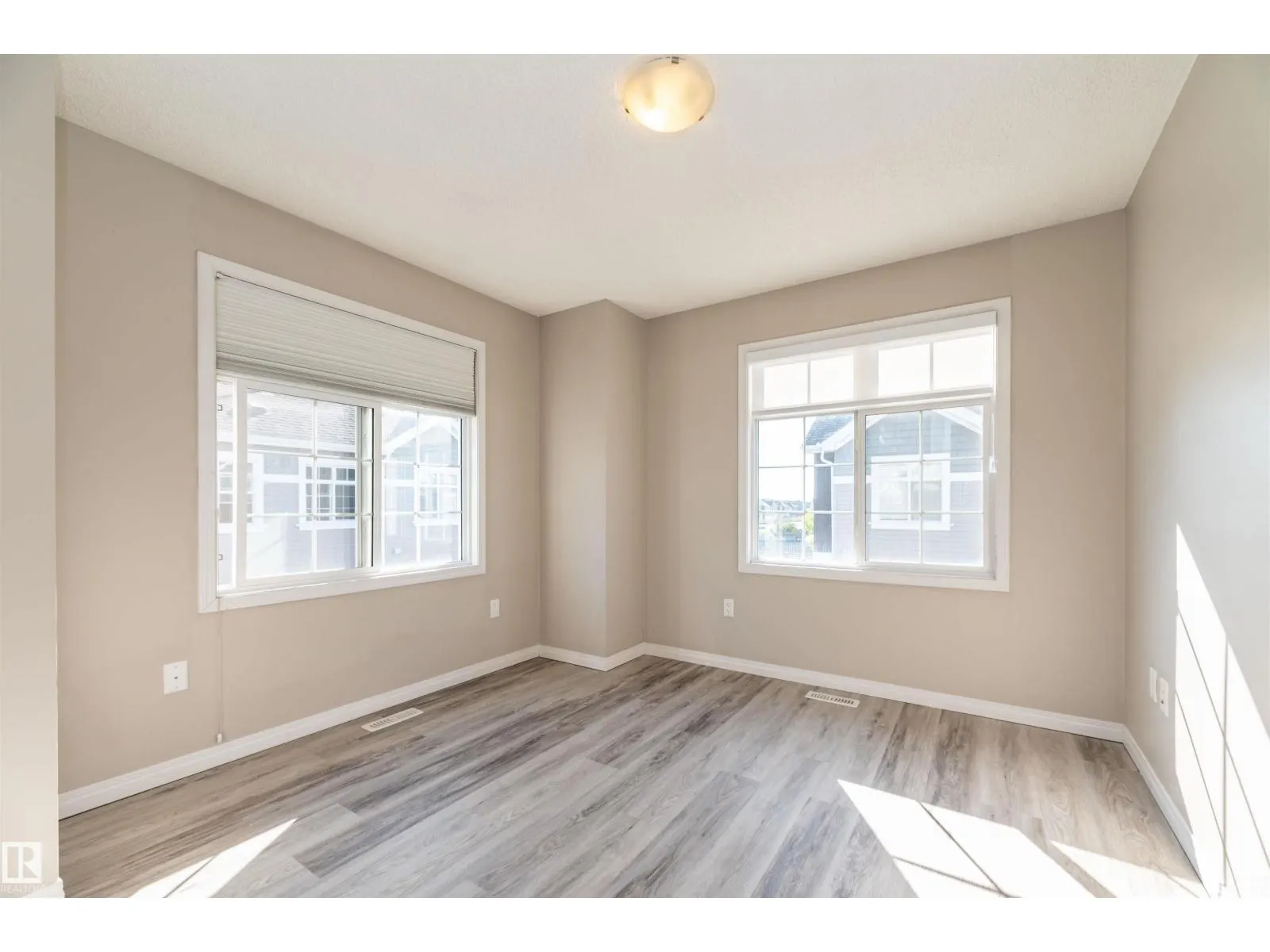 #30 9151 SHAW WY SW