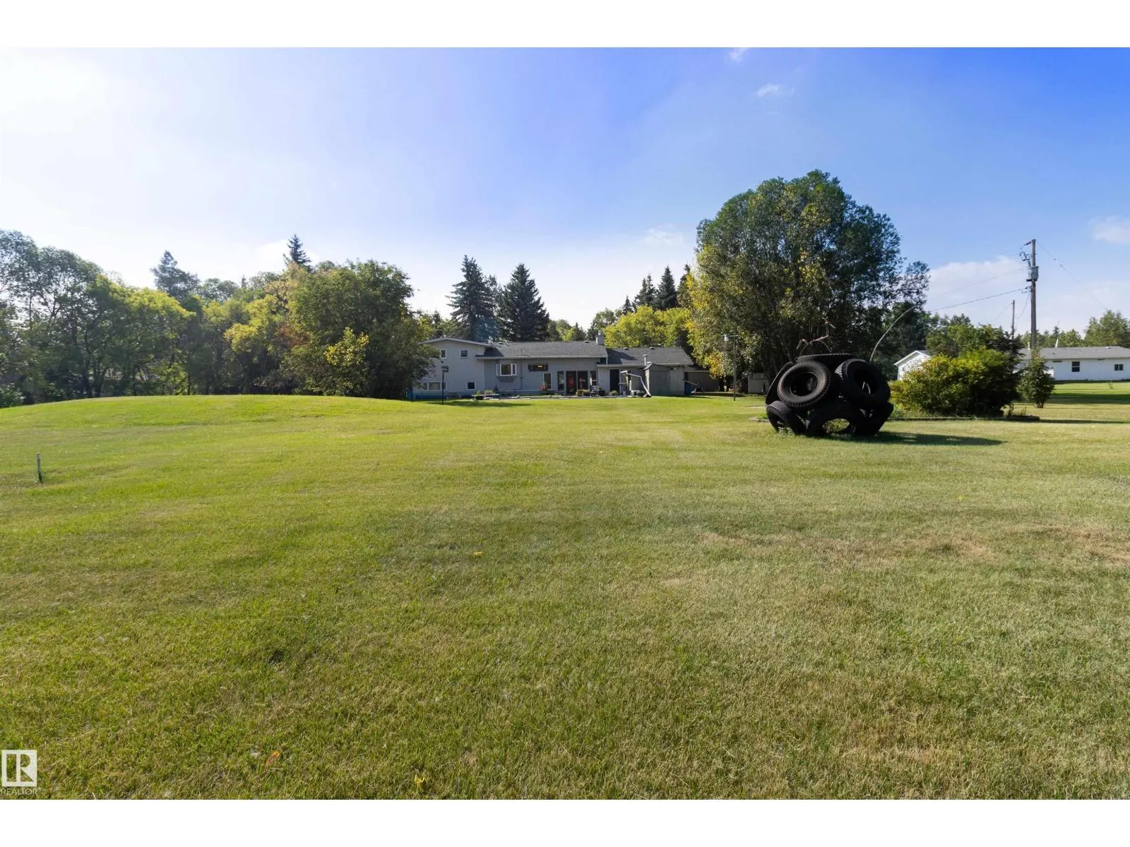 #12 51514 RGE ROAD 261