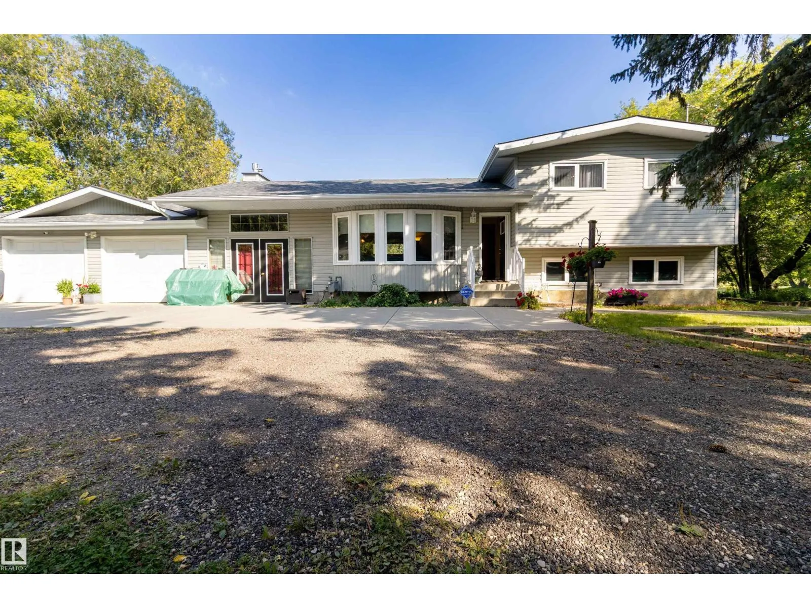 #12 51514 RGE ROAD 261