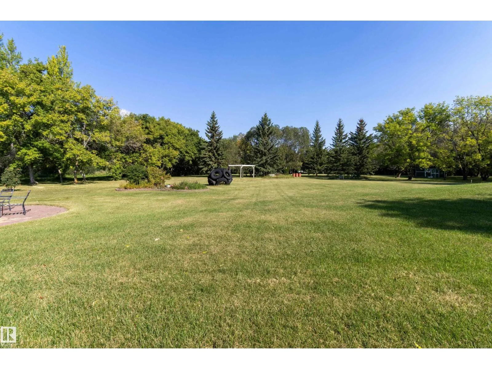 #12 51514 RGE ROAD 261