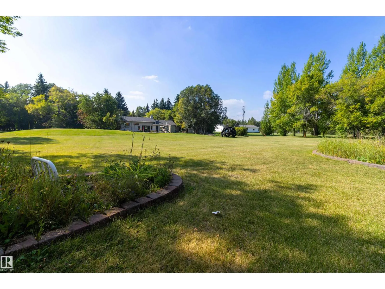 #12 51514 RGE ROAD 261