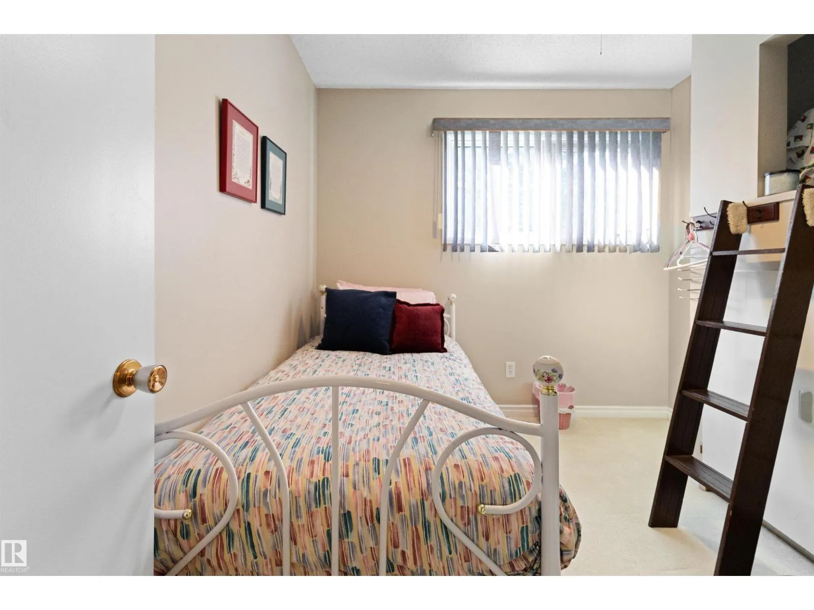 #12 51514 RGE ROAD 261