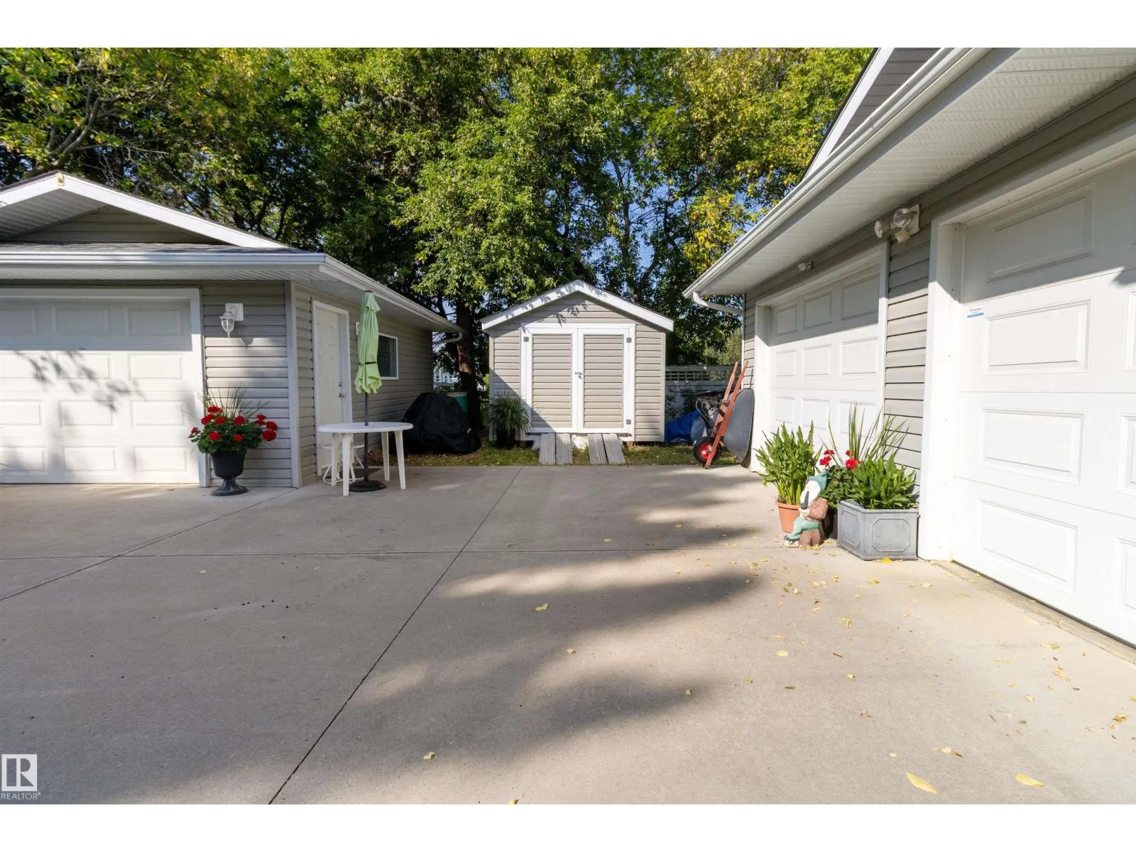#12 51514 RGE ROAD 261