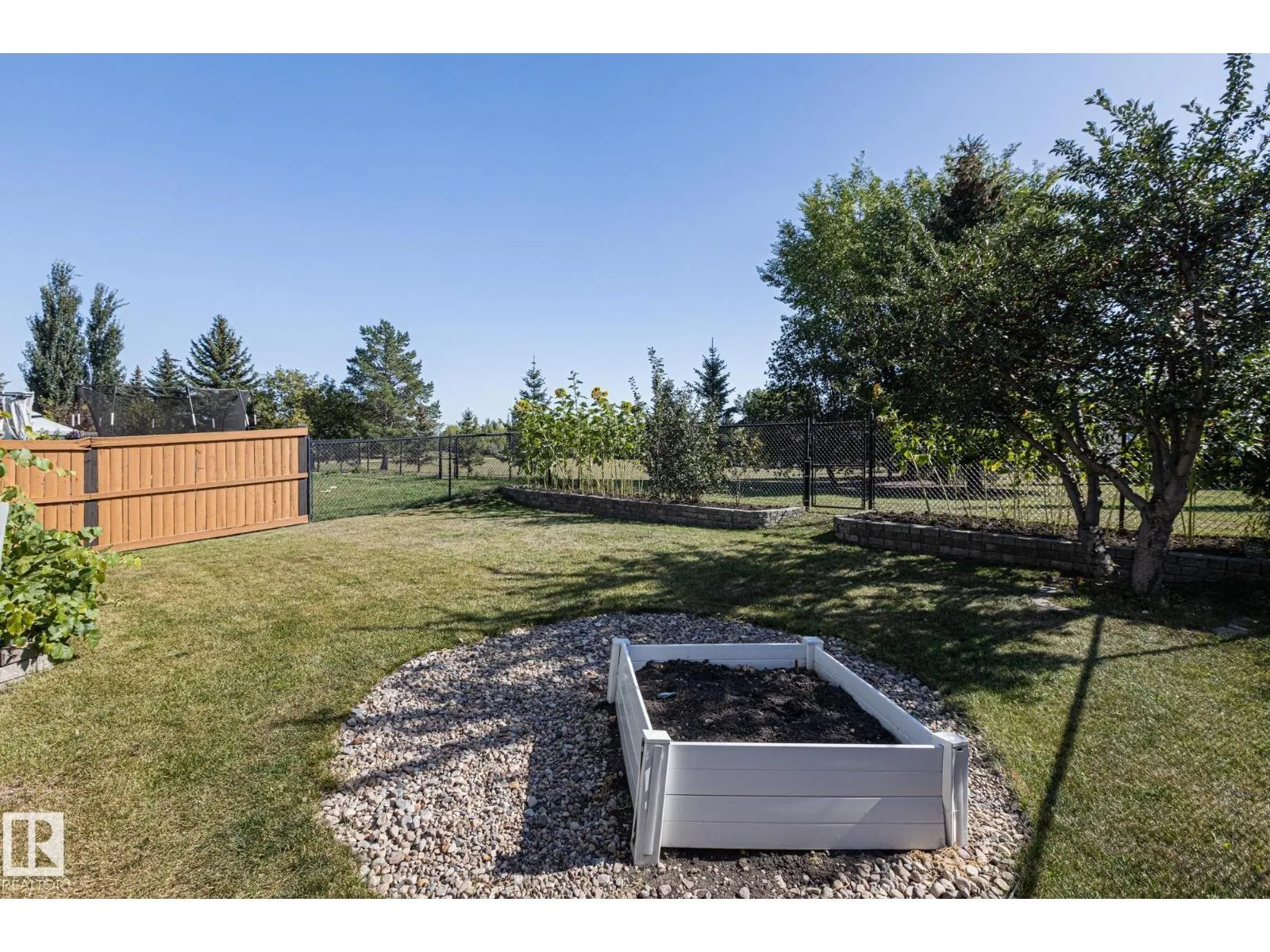 101 Naples WY