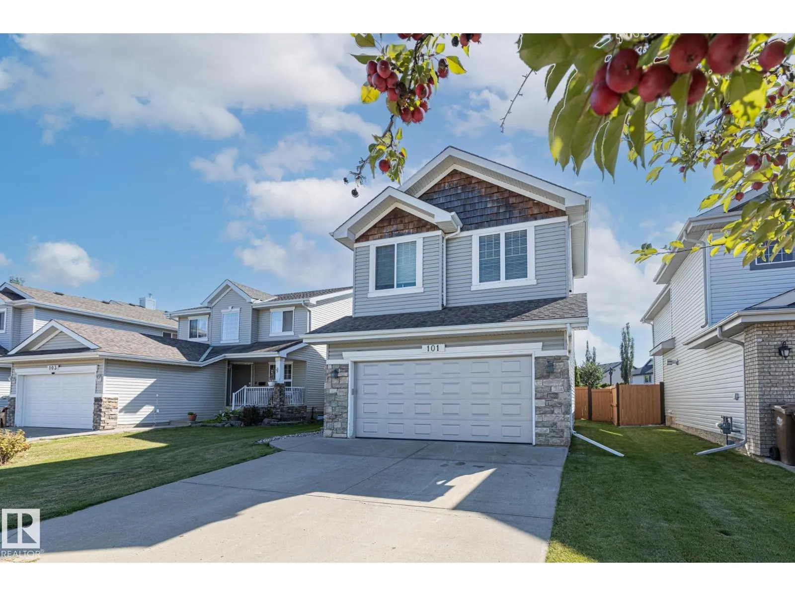 101 Naples WY